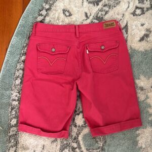 Levi’s EUC sz 10 Dusty Red Long Rolled Cuff Jean Shorts